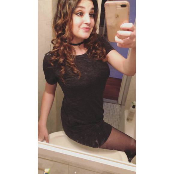 Meet your Posher, Taylor - Picture 1 of 1